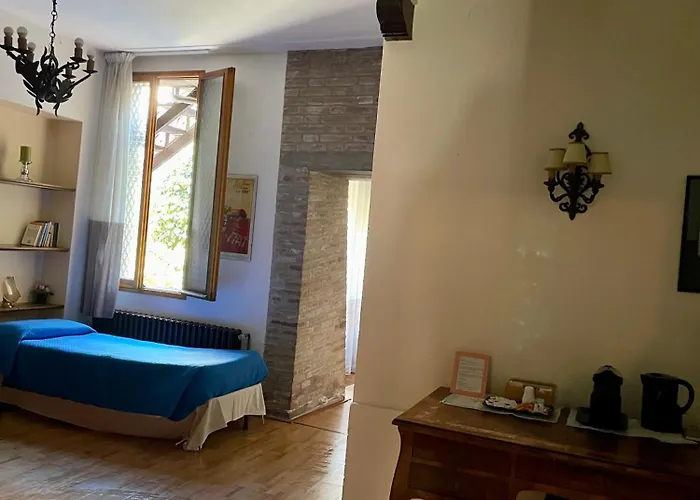 Stella De' Tolomei Ferrara