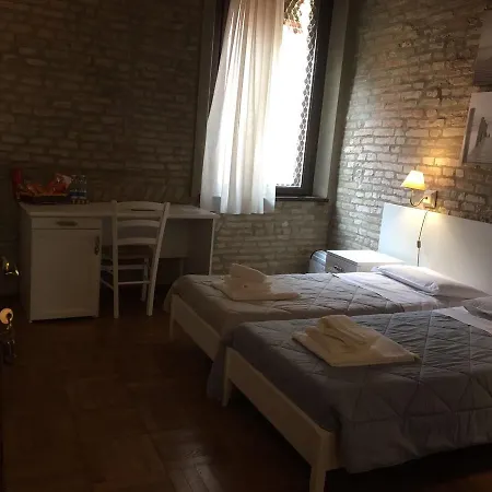 Stella De' Tolomei Affittacamere